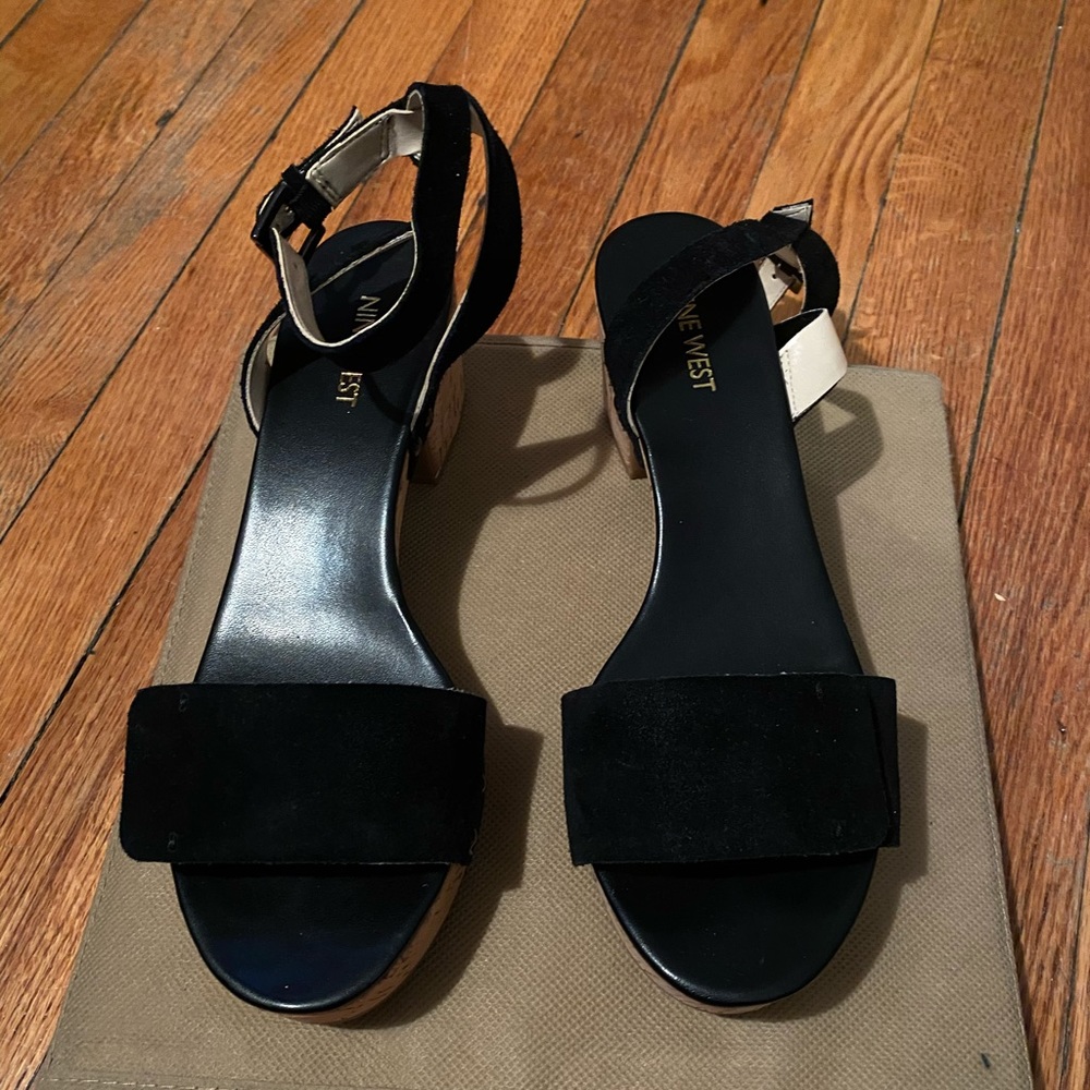 Nine West suede black sandals